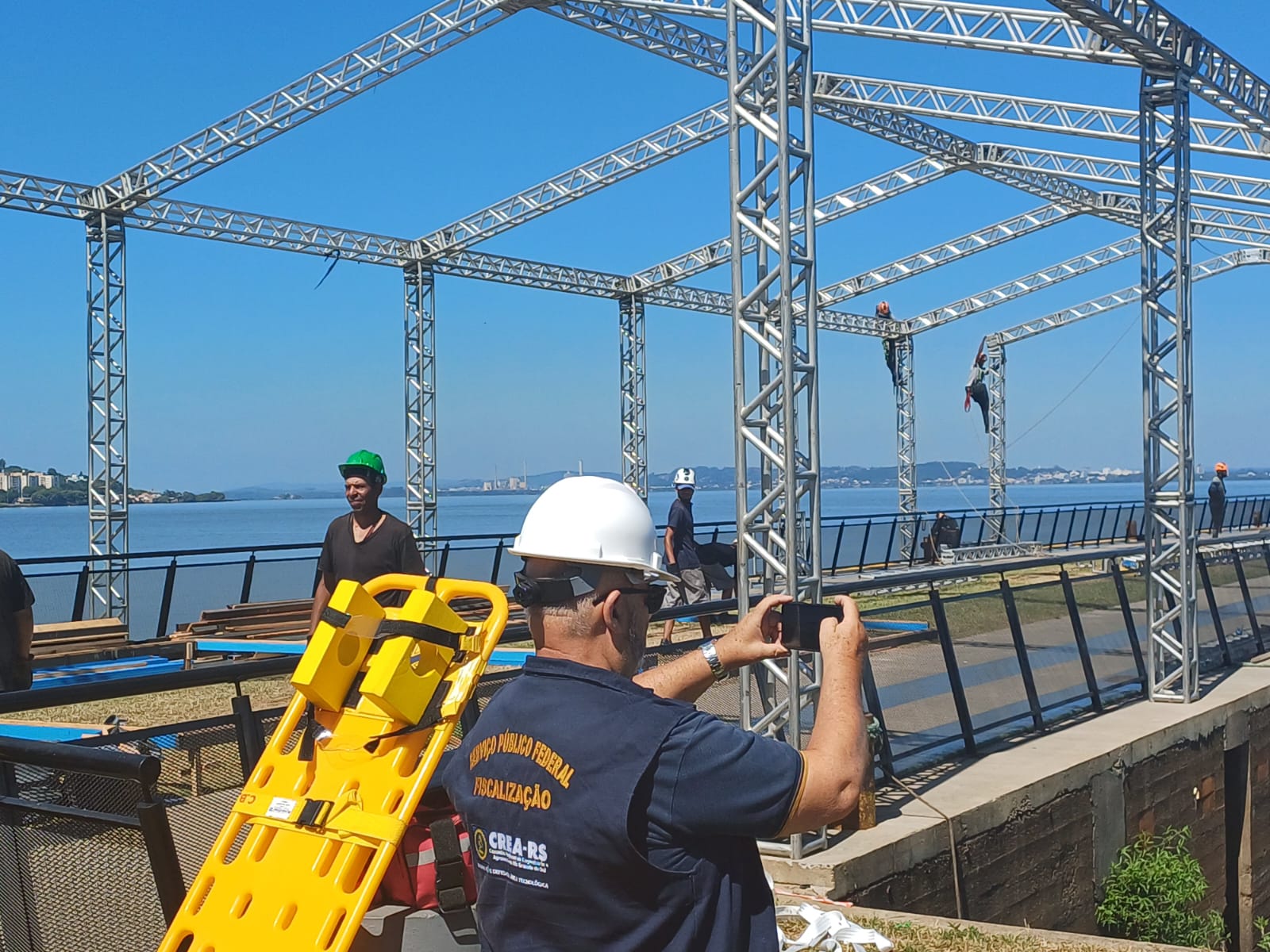 Montagem continua a todo o vapor